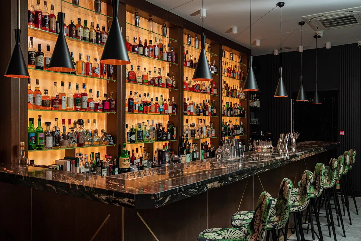 Amaro Bar