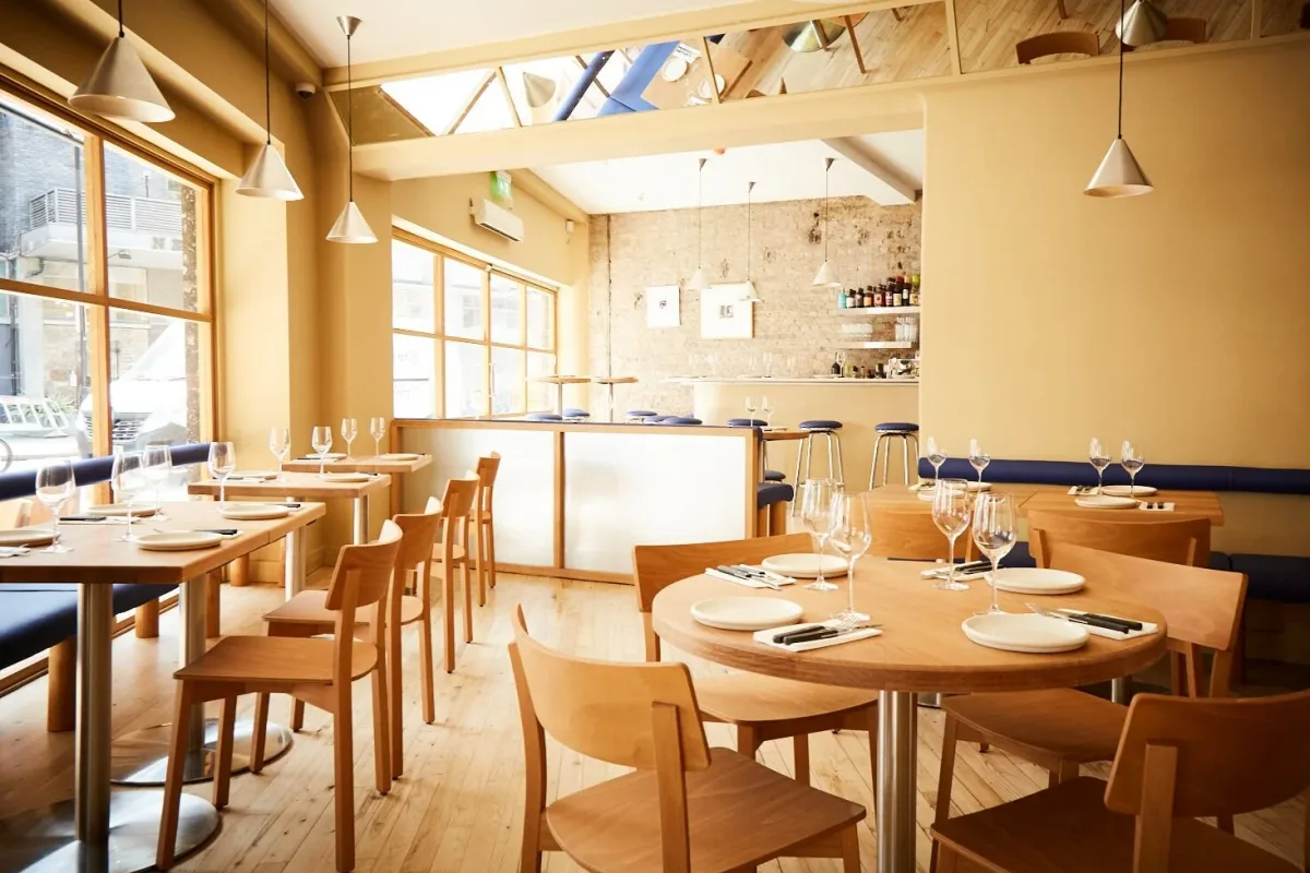 Elliot's Hackney